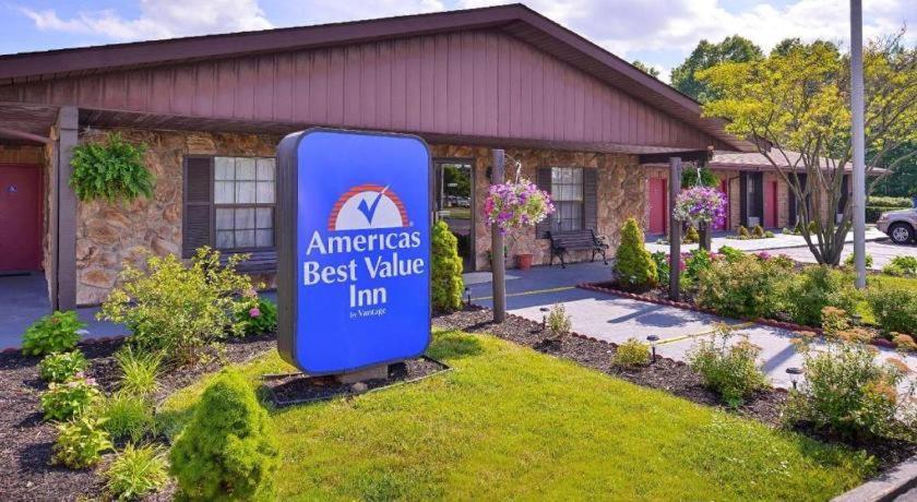 Americas Best Value Inn Alliance Esterno foto